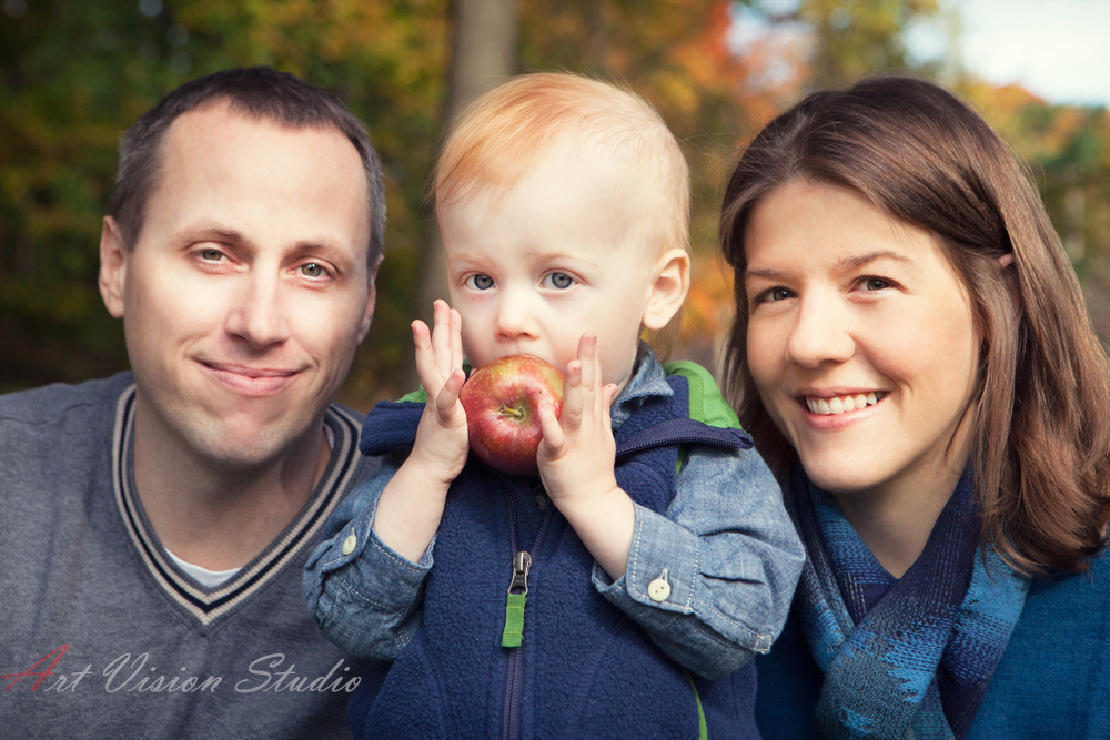 Lifestyle family photographer in Stamford, CT