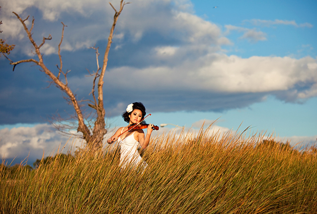 Professional stylized portraiture photoshoot-with a violin